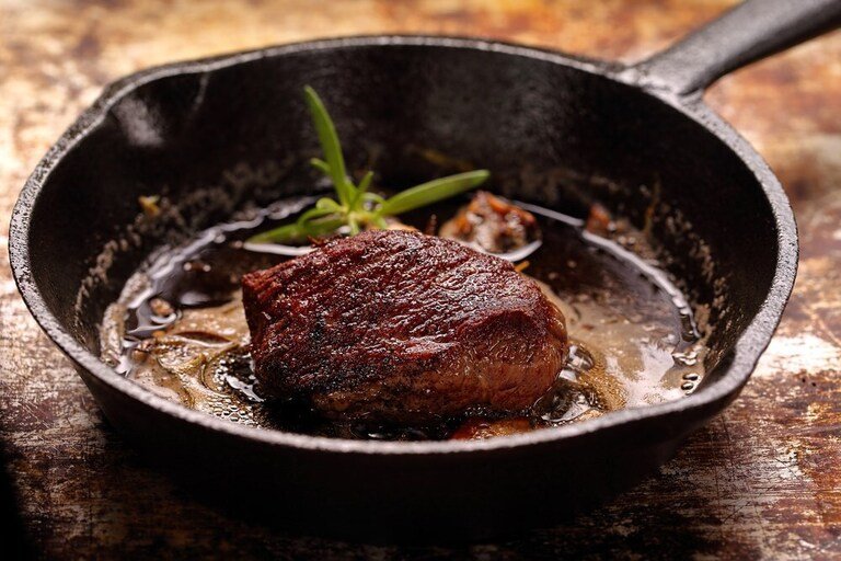 Types of Cookware for Easy Outdoor Feasts