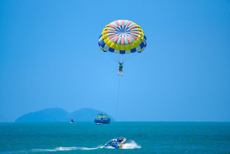 Best Destinations For Adventurous Couples