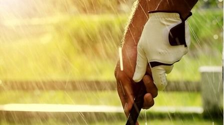6 Best Golf Gloves For Rain of 2026