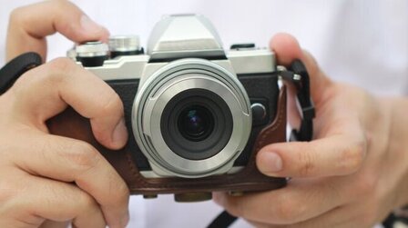 6 Best Mirrorless Cameras for Travel of 2026