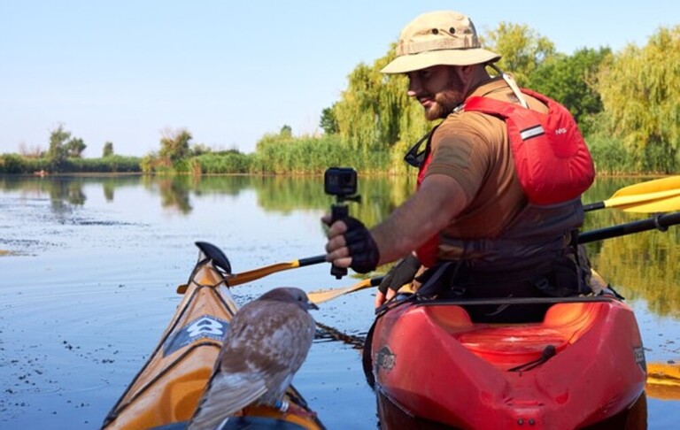 How Do You Take Pictures While Kayaking?