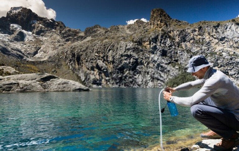 How To Stay Hydrated While Kayaking