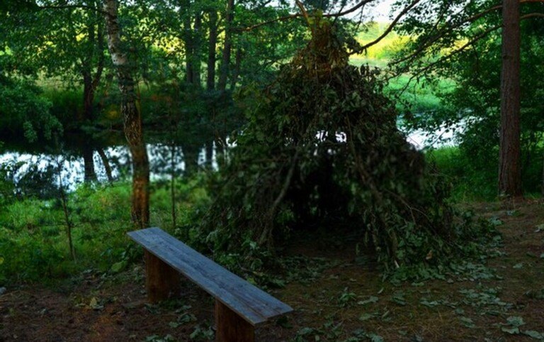 How To Survive If You Get Lost Hunting?