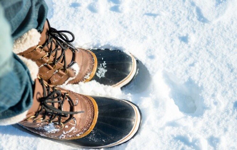 How To Keep Your Feet Warm Throughout Deer Season?